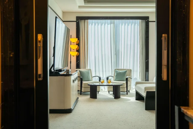 جناح ملكي، Waldorf Astoria Doha West Bay 3/4