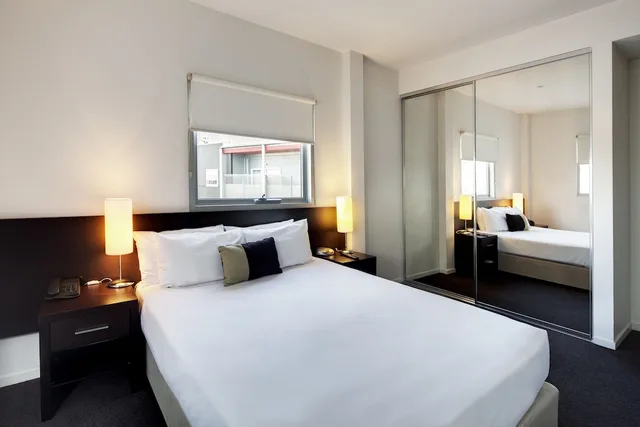 Studio, Apartment, Punthill Essendon 2/8