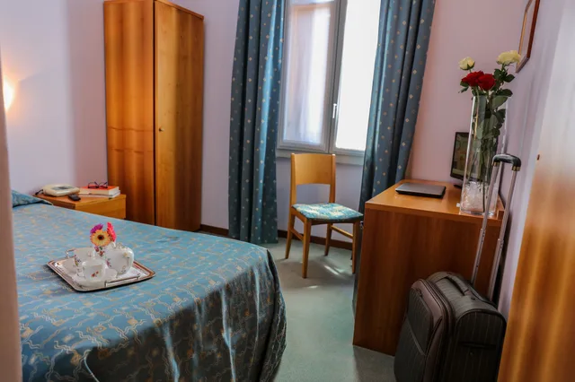 Standard, Single, Twin Beds, Villa Cagnola 3/9