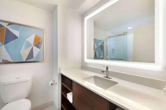 غرفة بسريرين كوين مع أريكة، Comfort Suites Titusville near Kennedy Space Center 6/9