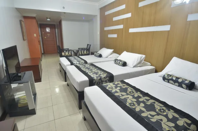 Standard, Triple, Jupiter Suites 5/10