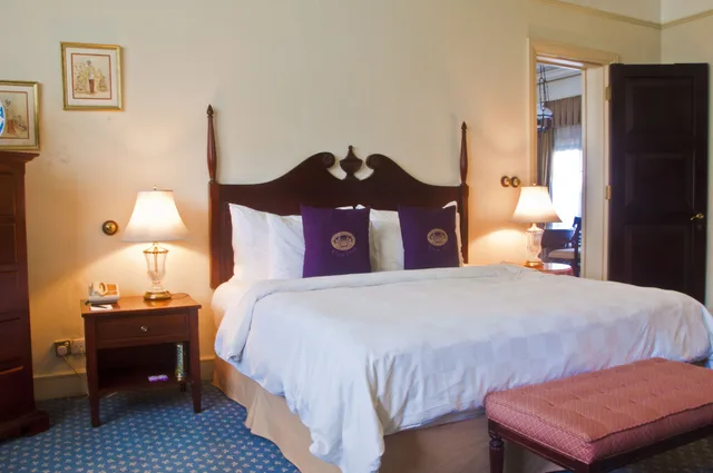 Majapahit, Legendary, Suite, King Bed، Majapahit Hotel Surabaya - MGallery Collection 3/5