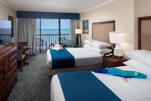 Efficiency, Tower, 2 Queen Beds, Ocean Front, Kitchen، Sea Crest Oceanfront Resort 4/8
