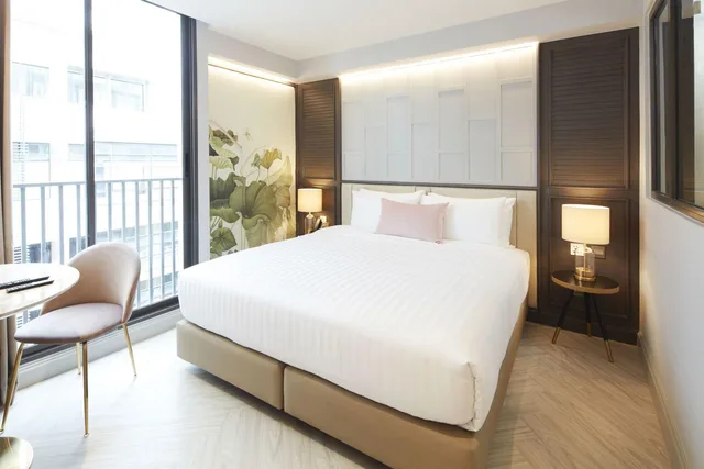 Superior, Double Bed, The Quarter Ploenchit by UHG 2/2