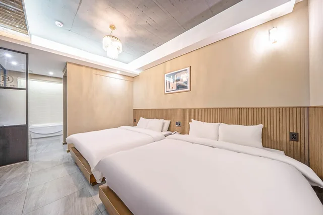 جناح بسريرين كوين، Brown-Dot Hotel Daegu Hyukshin Doshi 5/9
