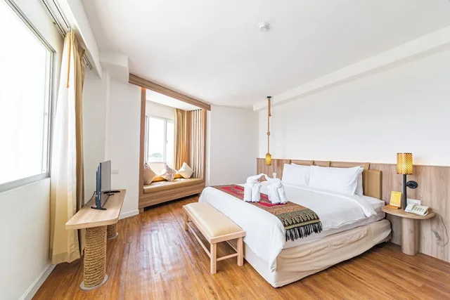 Vip, Suite, Double Bed، Thong Tarin Hotel 1/9