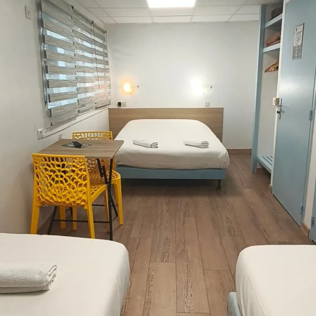 Room, Quadruple, Hotel Duchesse Anne 5/10