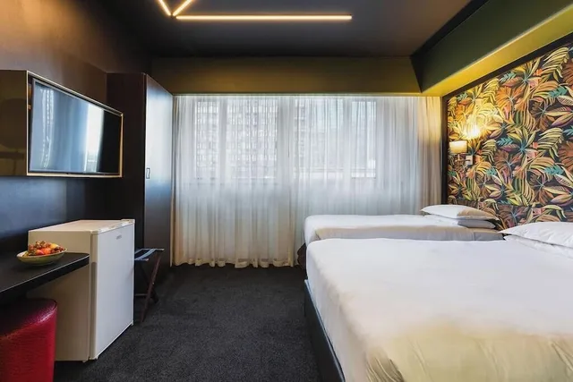 غرفة عائلية بسرير كوين وسرير فردي، Signature Lux Hotel By Onomo Foreshore 5/10