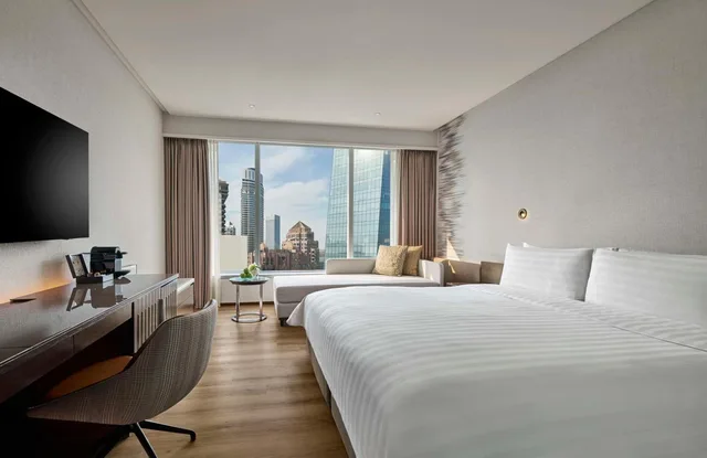 Renovated, Deluxe، Traders Hotel Kuala Lumpur 1/6