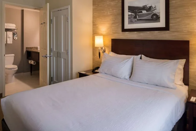 غرفة ديلوكس بسريرين كوين، Sonesta Chicago O'Hare Airport 1/4