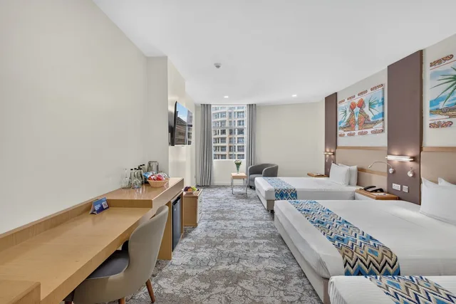 Superior, Triple, 1 Single and 2 Queen Beds، PrideInn Azure Hotel Nairobi Westlands 5/7