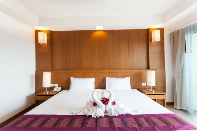 جناح بسرير كينج بإطلالة على البحر، Rawai Princess Hotel 2/6