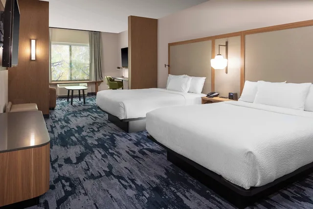 جناح بسريرين كوين مع أريكة، Fairfield Inn & Suites by Marriott Medford 1/2