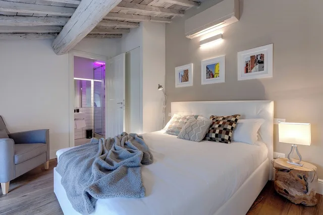 شقة بسريرين كوين بغرفتي نوم مع أريكة، Mamo Florence - Bargello Apartment 1/10