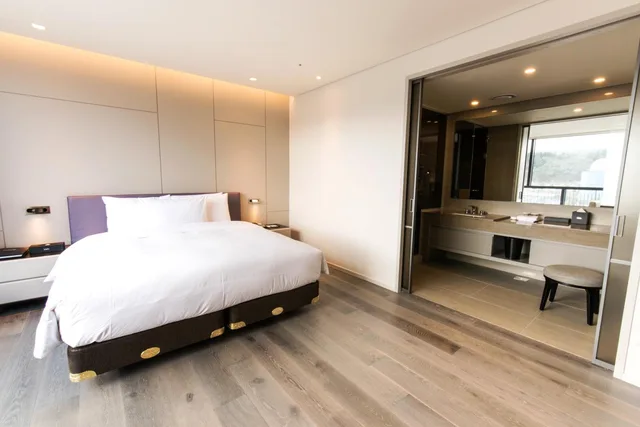 Pool, Suite, Single, with Extra Bed, Hotel Nanta 1/10