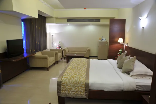 Executive, Suite, King Bed, La Paz Gardens Beacon Vasco Da Gama 4/6