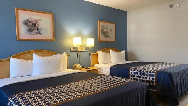غرفة بسريرين كوين، Econo Lodge Branson Theater District 5/8