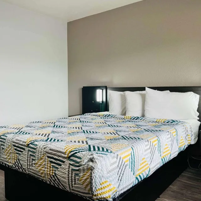 غرفة بسرير كوين، Motel6 La Mesa, CA - San Diego 2/8