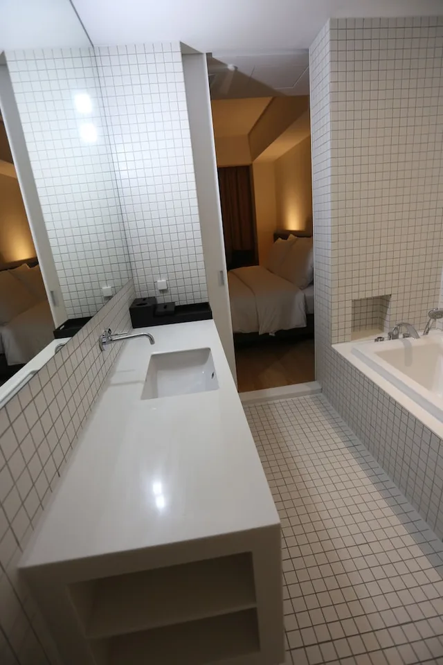 Royal, Suite, King Bed, Hotel 498 6/6
