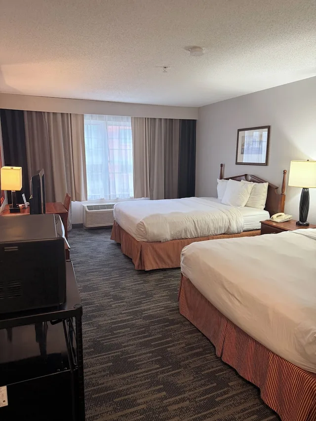غرفة بسريرين كوين، Country Inn & Suites By Radisson Elgin, IL 2/3