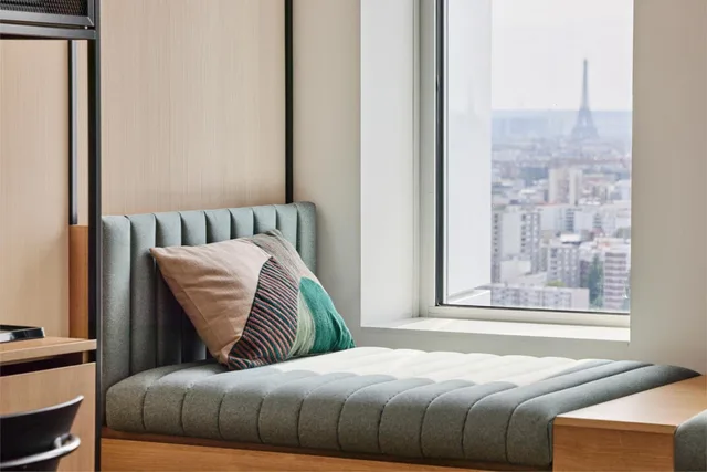 غرفة ديلوكس بسرير مزدوج في طابق مرتفع، H4 Wyndham Paris Pleyel 7/8