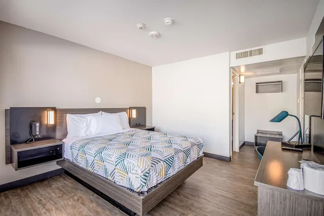 غرفة قياسية بسريرين مزدوجين، Motel6 Elko, NV 4/10
