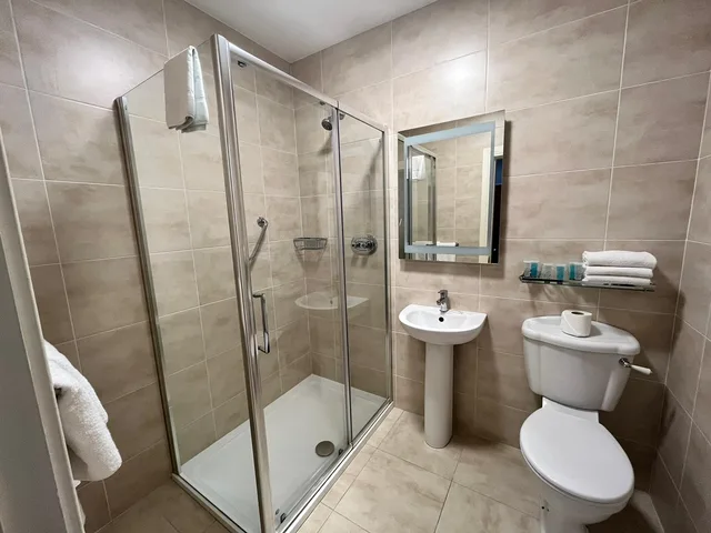 Standard, Twin Beds, The Western Hotel 2/2