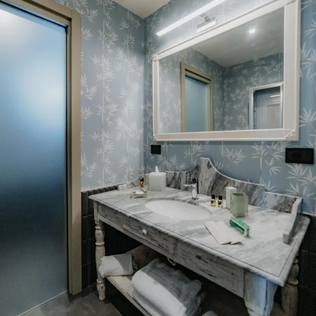 غرفة بسرير مزدوج بشرفة، Hotel Villa Ducale 3/4