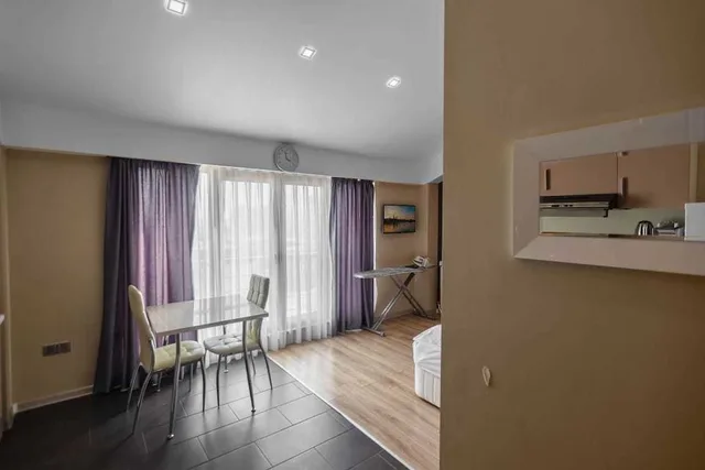 استوديو تقليدي بسرير كوين، Hotel Diplomat Suites 4/5