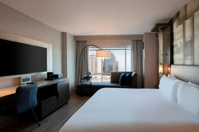 غرفة ديلوكس بسرير كينج، Marriott Louisville Downtown 1/10