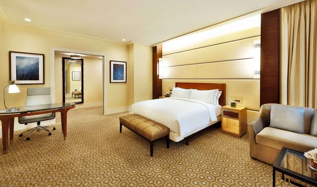 Room, 2 Queen Beds, Conrad Jabal Omar Makkah 5/10