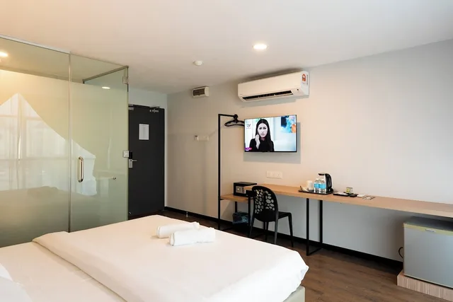 غرفة ديلوكس بسرير كينج، RM Hotel Muar 5/7