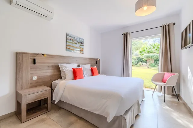 2 Rooms, Suite, Villa, Pool Side، Domaine Villas Mandarine 3/10