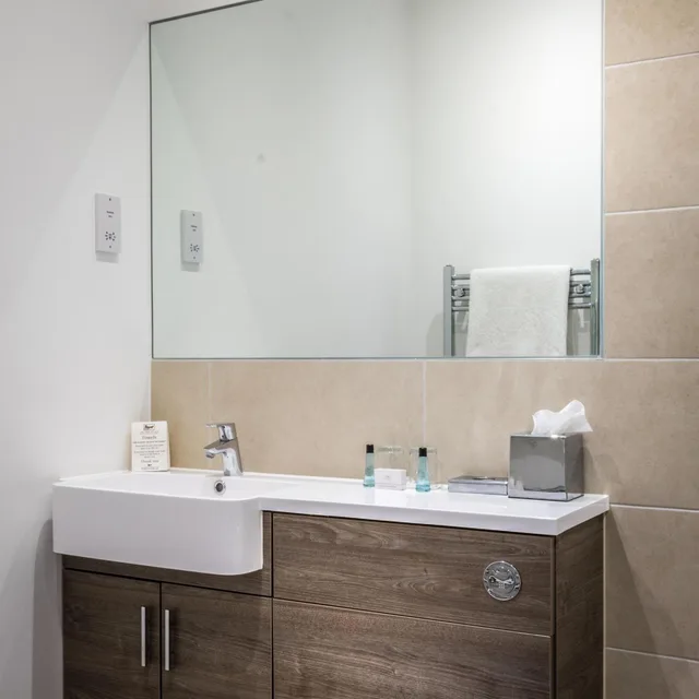 Executive, Cottage, Double Bed, Last Drop Village Hotel And Spa 7/8