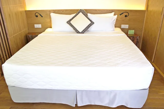 جناح، Liberty Hotel Saigon Greenview 7/8