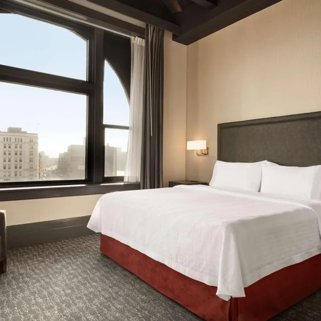 جناح بسرير كينج بغرفة نوم واحدة مع أريكة، Homewood Suites By Hilton Milwaukee-Downtown 1/10