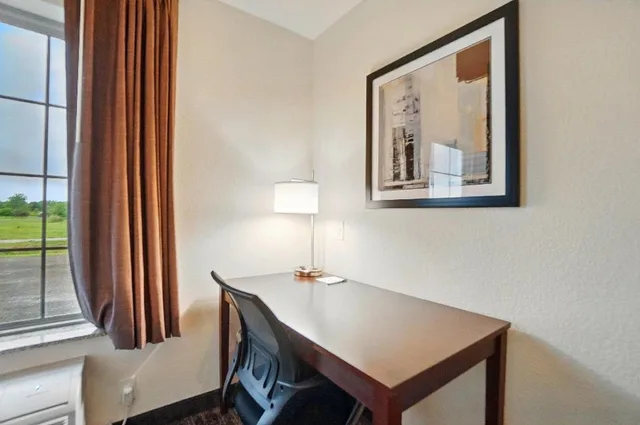 غرفة بسريرين كوين لذوي الإعاقة، Cobblestone Hotel & Suites - Russells Point at Indian Lake 5/5