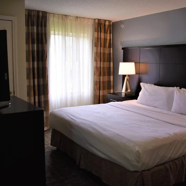 جناح عائلي بغرفتي نوم، Staybridge Suites Cranbury-South Brunswick 3/10