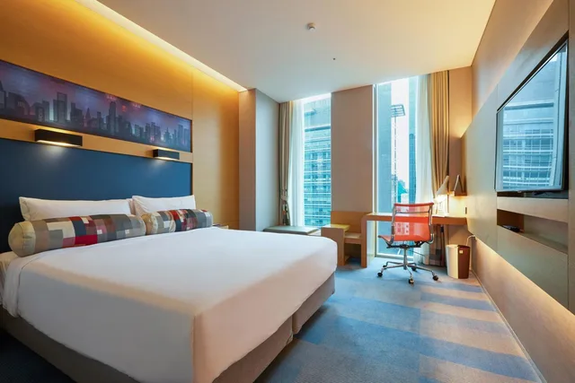 Urban, Aloft, Guest Room, King Bed, City View، Aloft Gangnam Seoul 2/4
