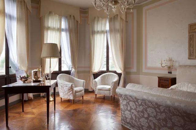 جناح جونيور بسرير كينج بإطلالة على الحديقة، Hotel Villa Stucky 7/10