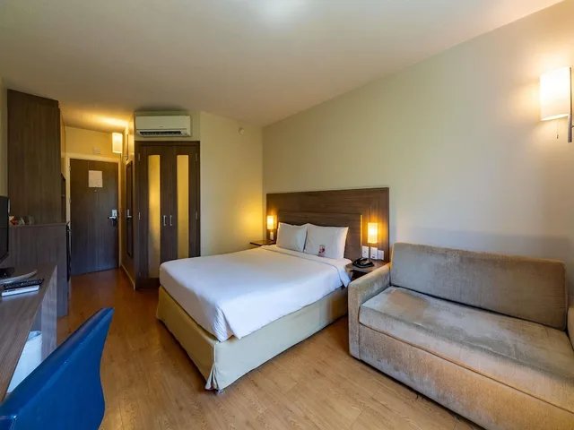 Superior, Double Bed, Sofa, Novotel Manaus 9/10