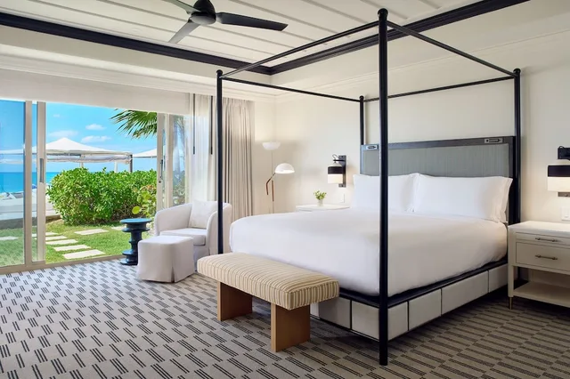 1 Bedroom, Suite, King Bed, Ocean Front, Sofa، The Ritz Carlton Grand Cayman 2/6