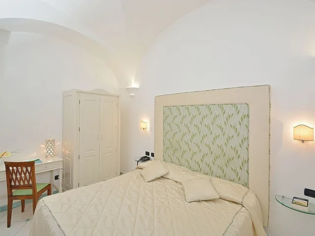 غرفة قياسية بسرير كوين، Hotel Residence Amalfi 1/6