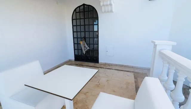 شقة ديلوكس بسرير كوين بإطلالة على البحر بغرفة نوم واحدة، Mijas Residence 5/5