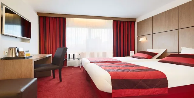 غرفة قياسية بسريرين منفصلين، Kyriad Grenoble Centre Formerly Inter Hotel Patrick 1/4