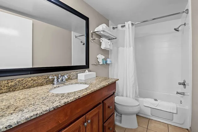 Suite, 2 Queen Beds, Best Western Los Alamitos Inn & Suites 4/4