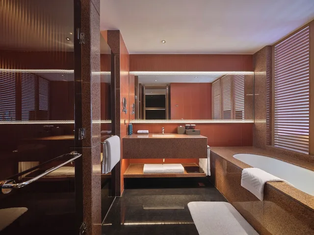 غرفة تنفيذية بسرير كينج، Hilton Altay Hemu 4/4