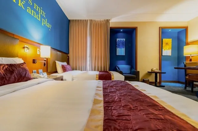 غرفة سوبيريور ثلاثية بسرير مزدوج وسرير فردي، Golden Tulip Aesthetics Hotel, Miaoli 2/10
