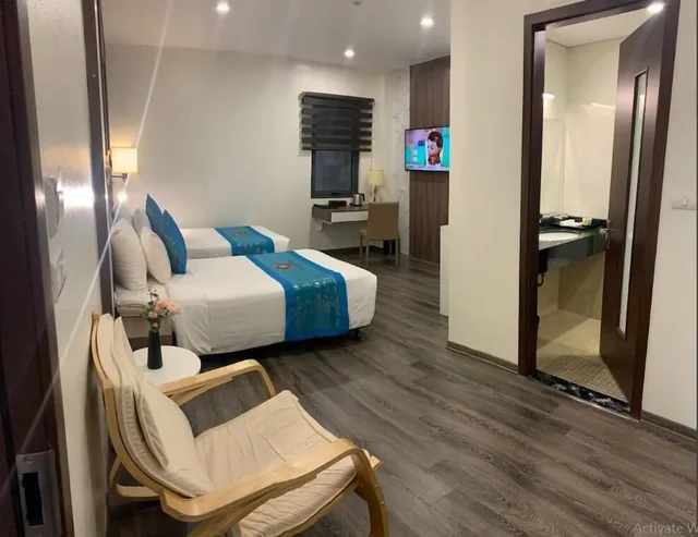 غرفة أساسية بسرير كوين، Grand Dragon Hotel Hanoi 10/10