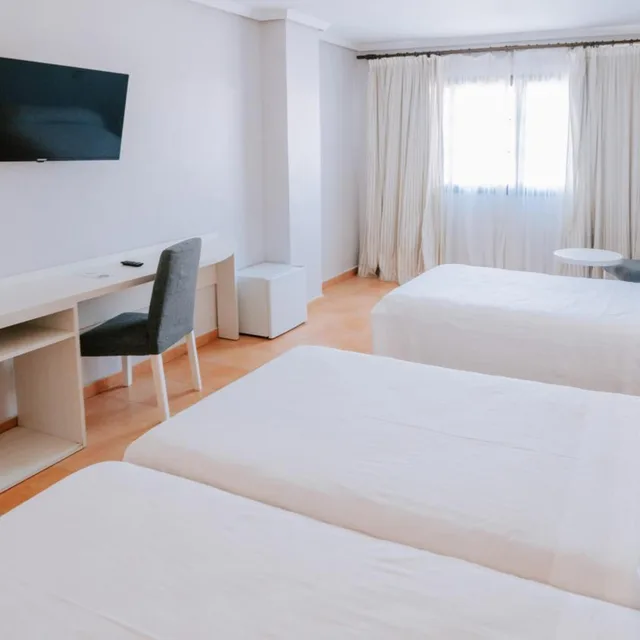 Triple Room 3AD، Bahia Sur Hotel 6/10